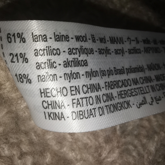 New Zara wool blend high waisted ribbed shorts - Picture 6 of 6